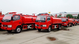 農村消防車圖片